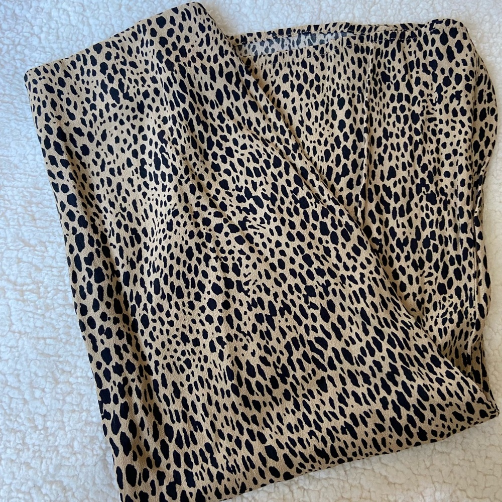 Midi Length Leopard Print Skirt